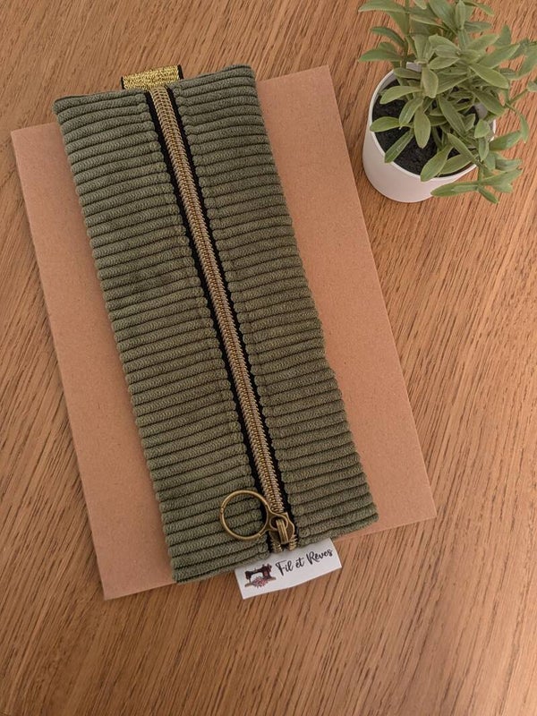 Trousse velours à élastique kaki