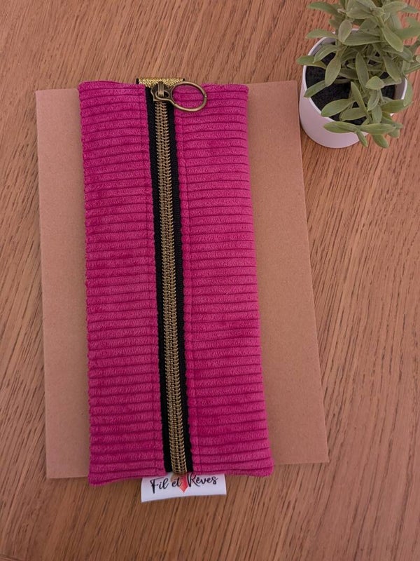 Trousse velours à élastique fushia