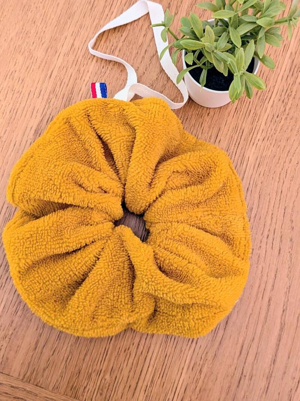 Fleur de Douche moutarde