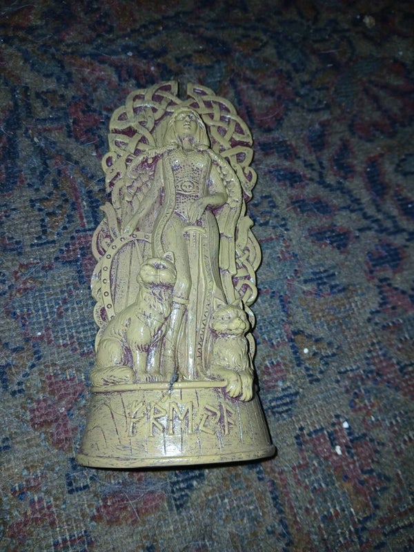 Freya statue