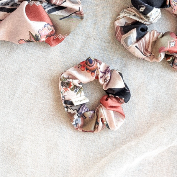 Baby Scrunchie - Karla