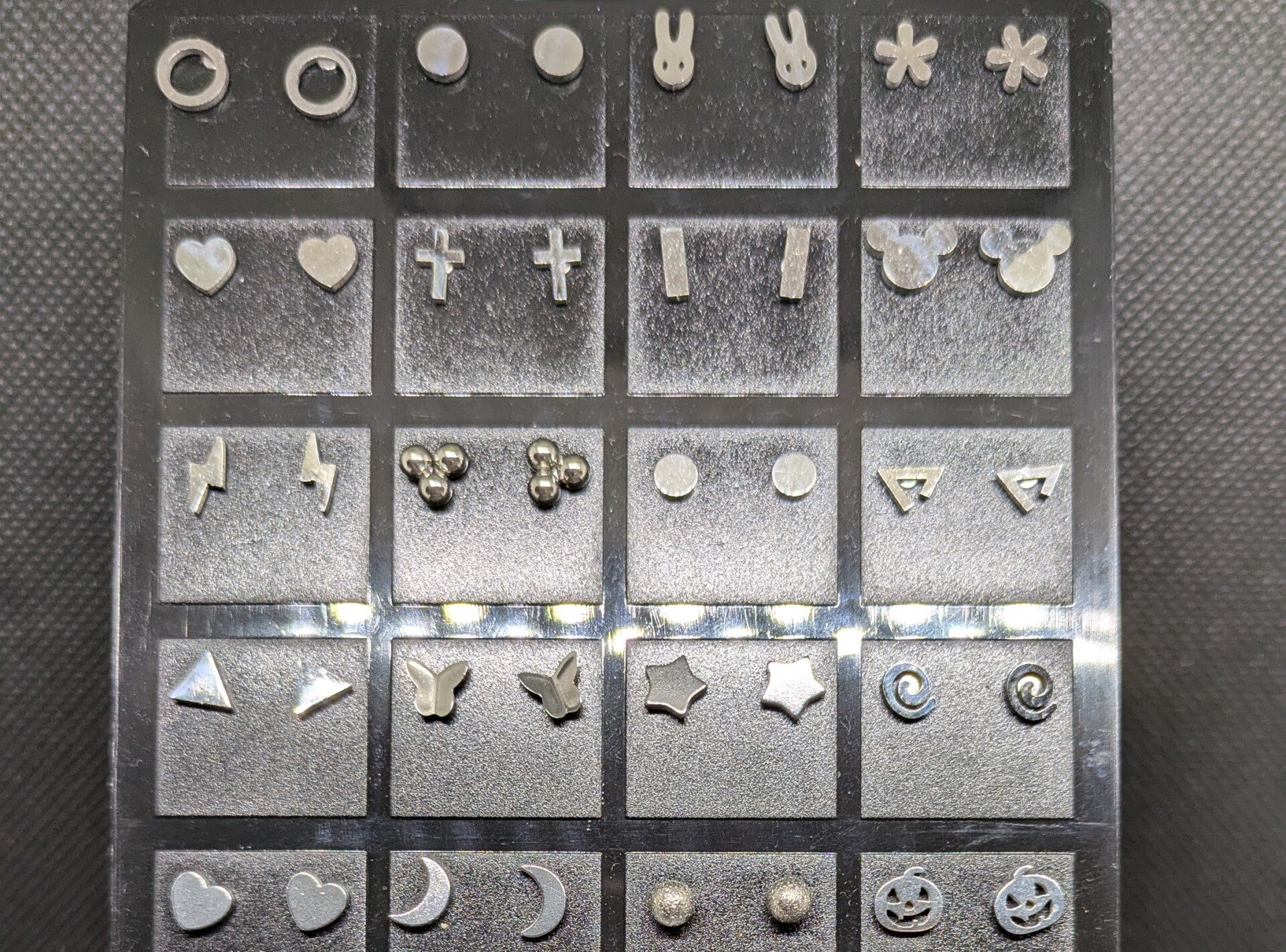 Stainless steel stud earrings