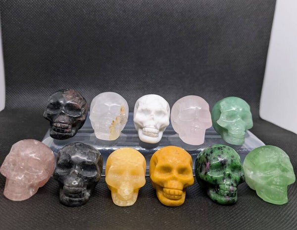 Mini skull carving