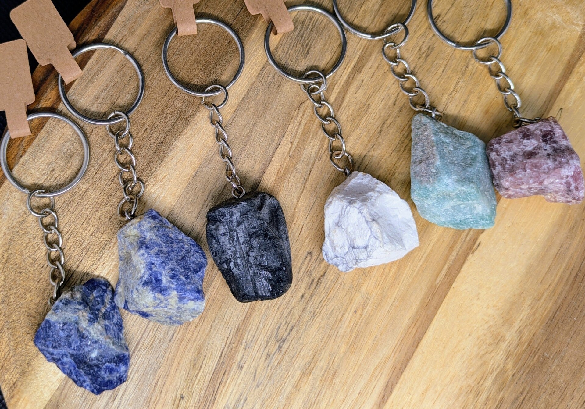 Raw stone keyring