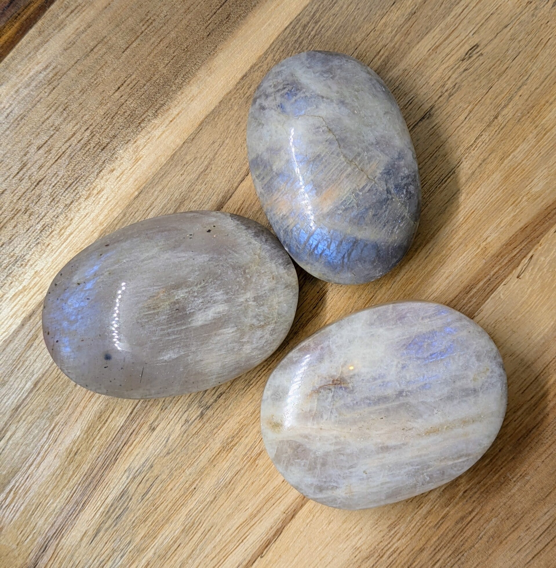 Moonstone palmstone