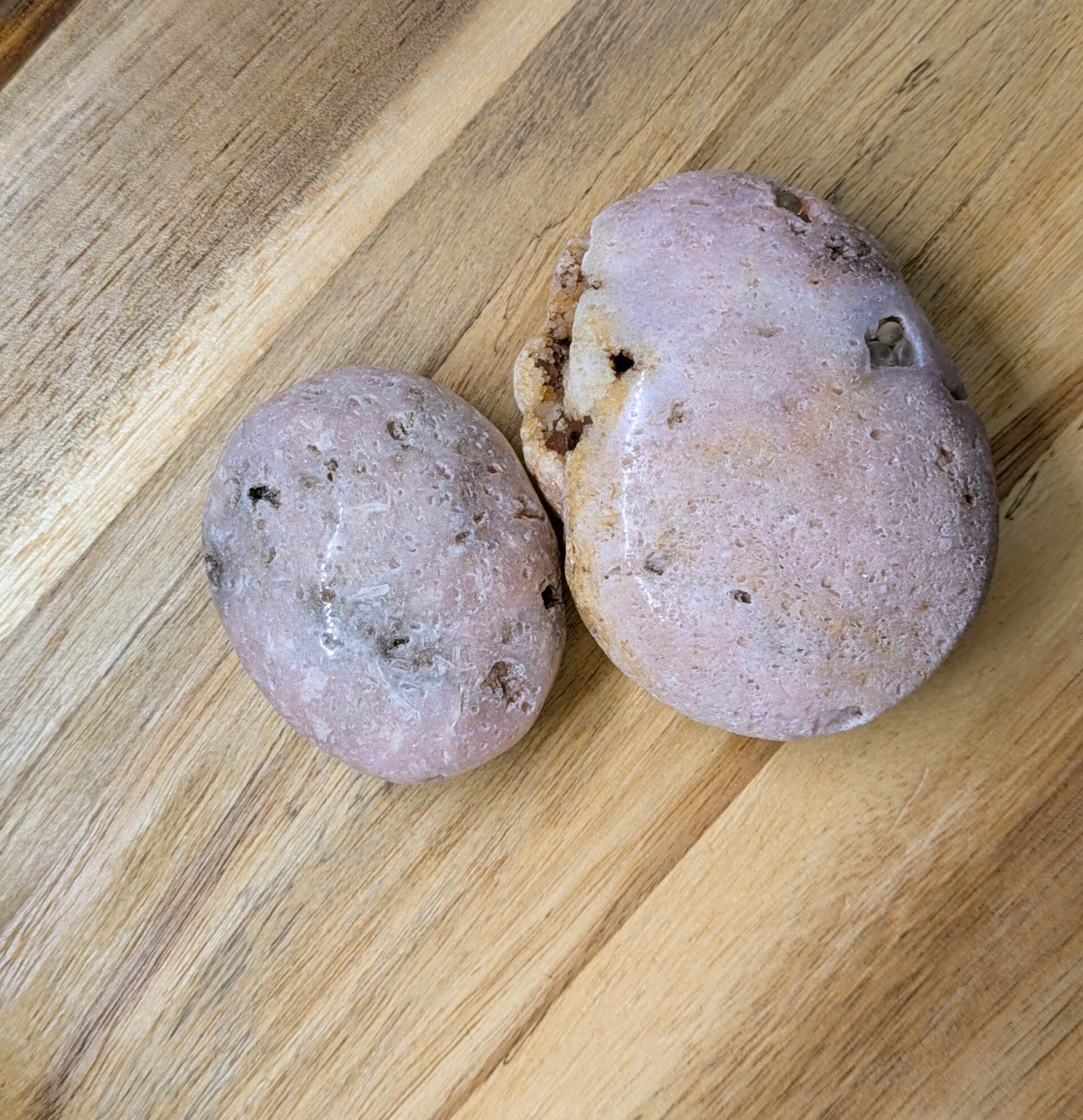 Pink Amethyst palmstone