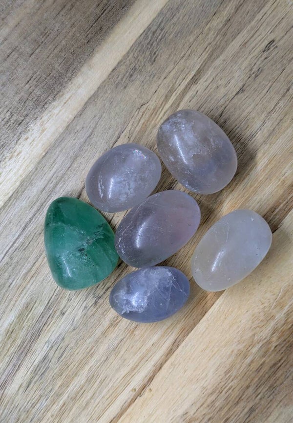 Fluorite tumble stone