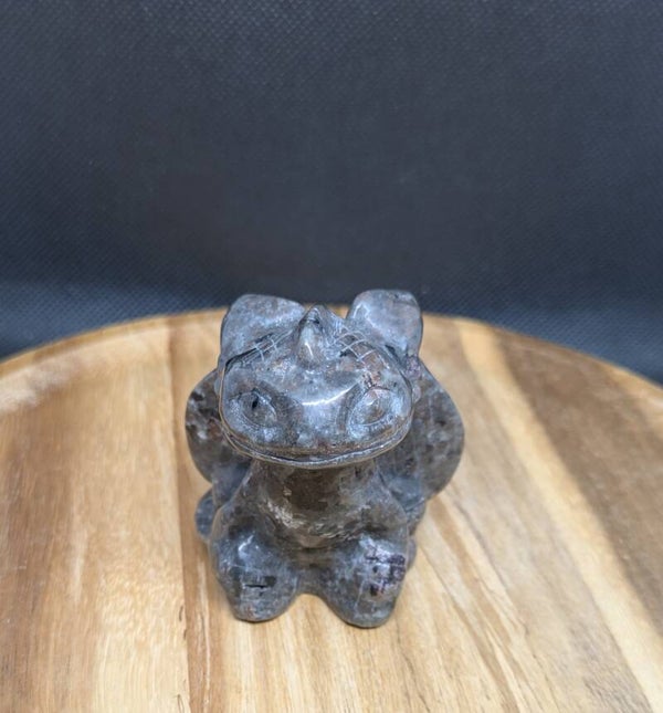 Yooperlite Toothless carving