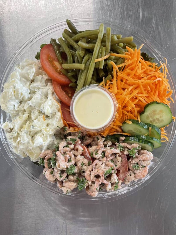 Koude schotel tomaat-garnaal