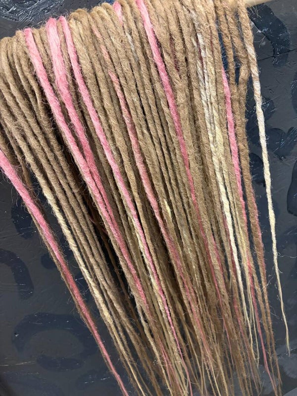 Golden Dusty Pink Flow