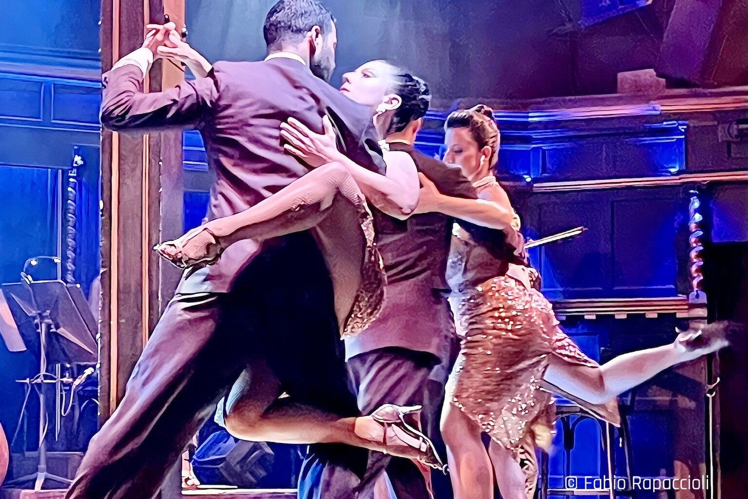 Tango argentin dans un milonga à Buenos Aires