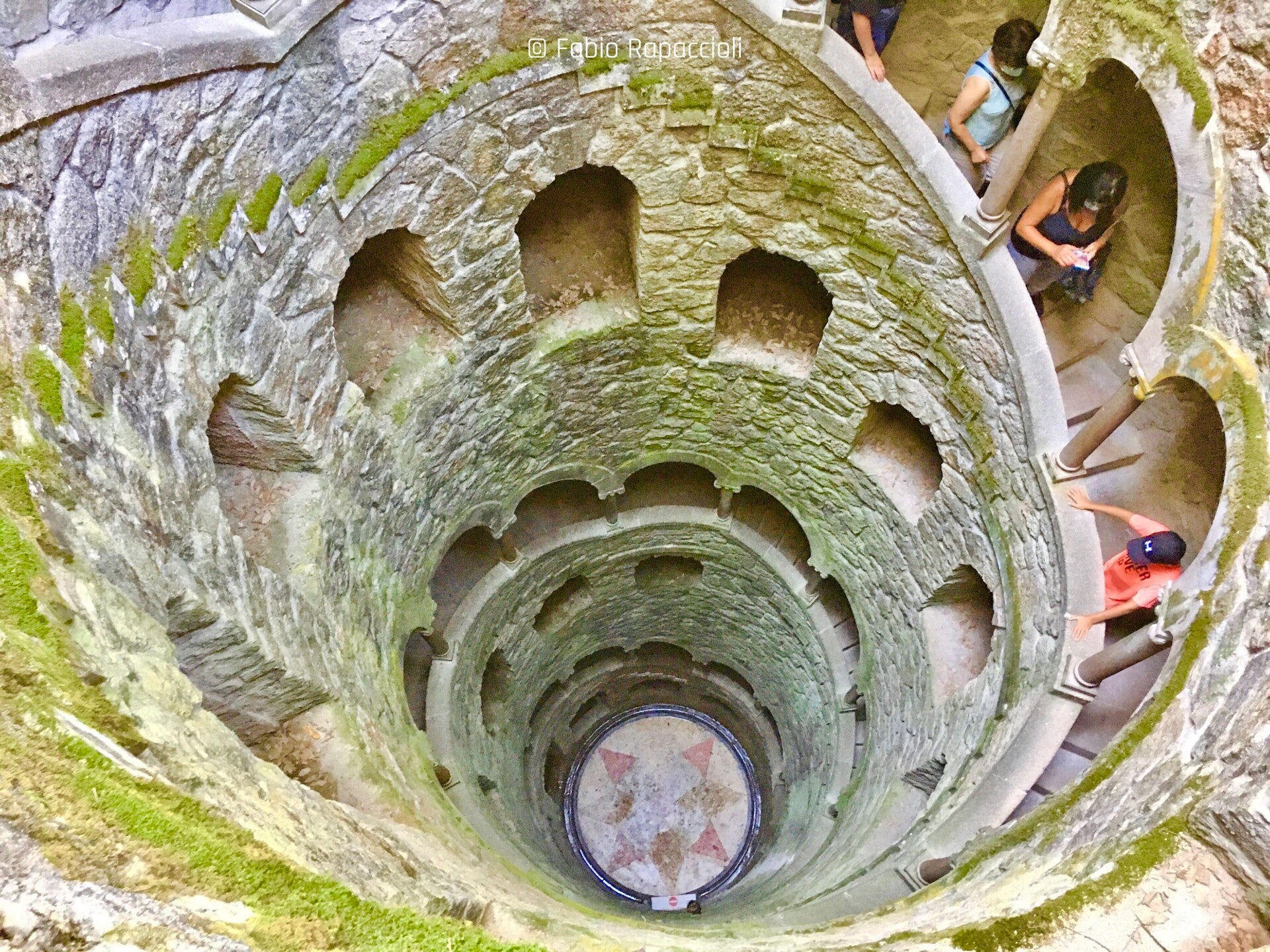 Puit du palais de la regaleira à Sintra au Portugal