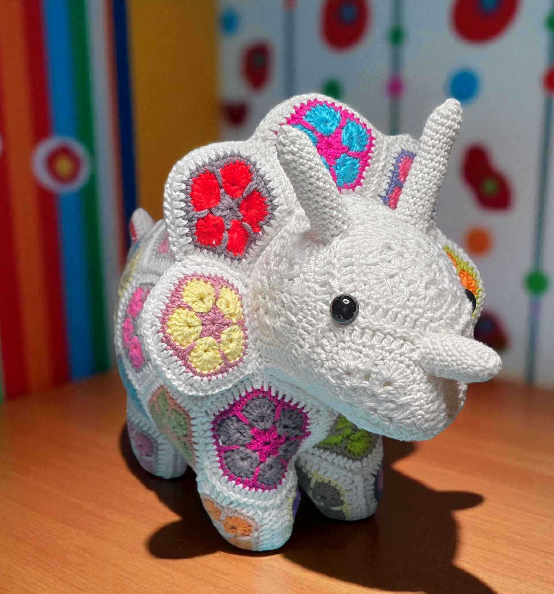 Triceratops African Flowers