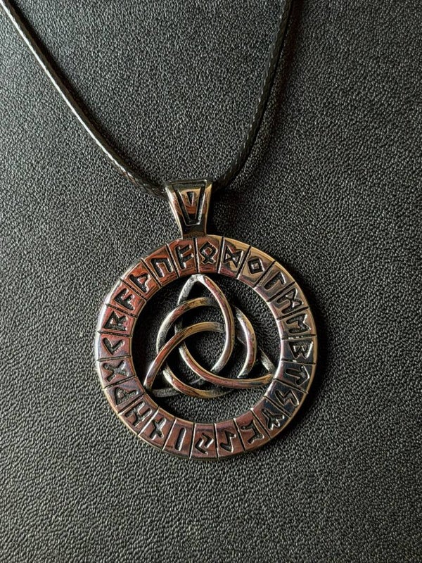 Triquetra di rune
