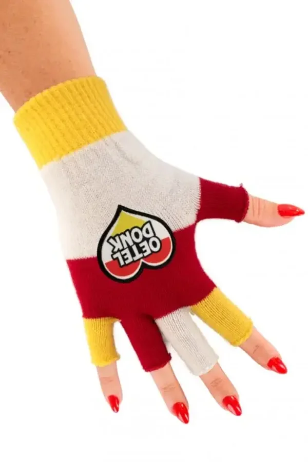 Oeteldonkse vingerloze handschoenen met hartje applicatie