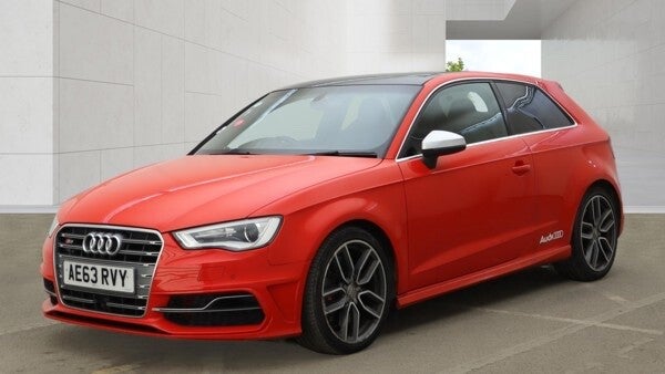 AUDI S3 2.0 TFSI 300 QUATTRO Hatchback