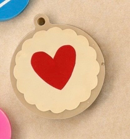 Jammy Dodger Pet Tag