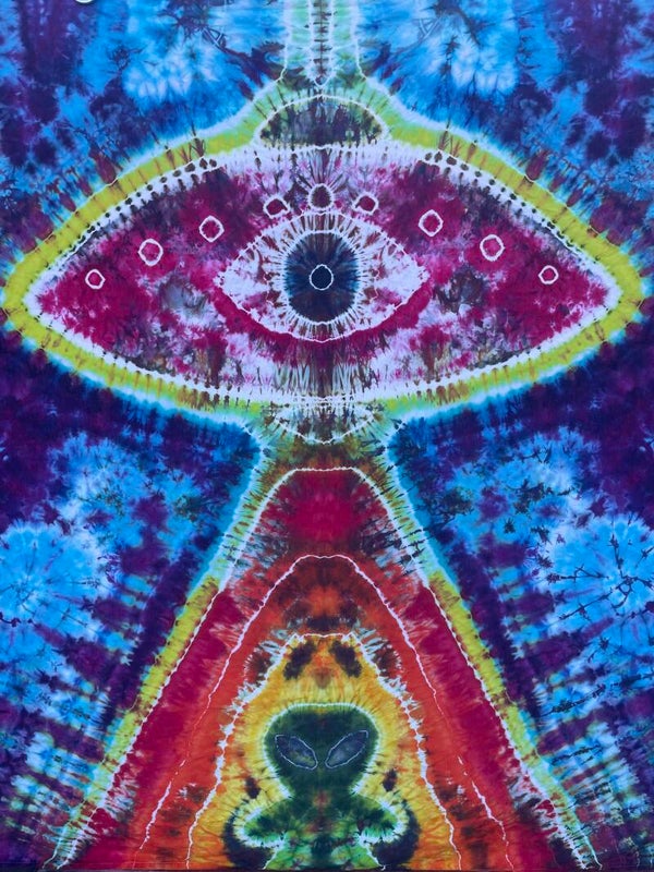 Third Eye UFO Queen Sheet