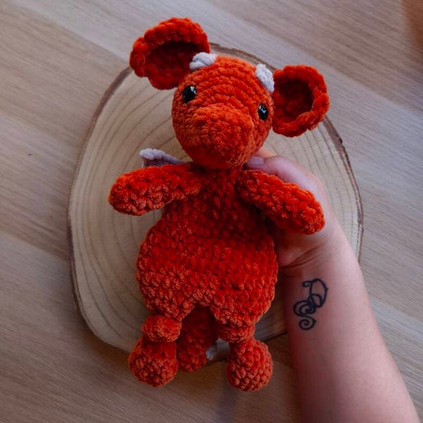 snuggler draakje roest bruin