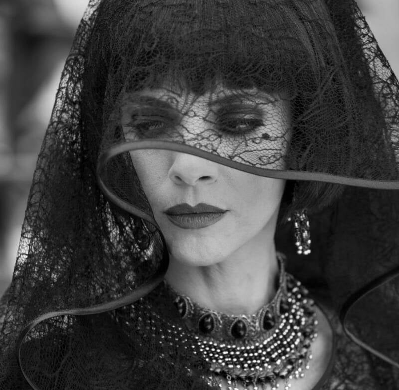 Maribel Verdú als boosaardige stiefmoeder in Blancanieves - 2012