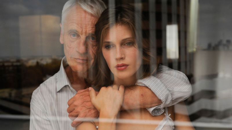 Foto: Marine Vacth en Johan Leysens in Jeune et Jolie - 2013