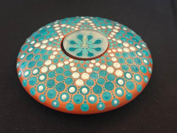 Photophore mandala turquoise et blanc sur orange 12 cm