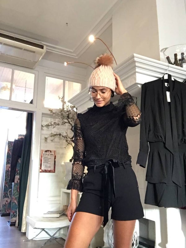 Jacky Short, Velvet Strik