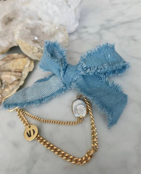 Broche Bentley with Freshwater Pearls | Limited Edition.