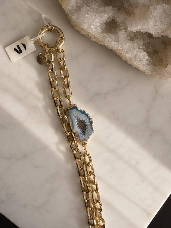 Luxury Phone chain Ivona.