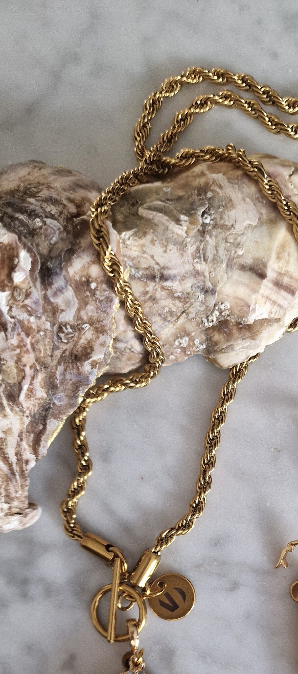 Pure Élégance Collier Goud