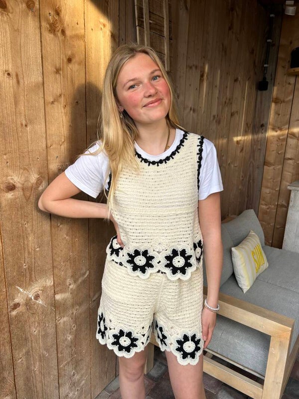 Short en top in kant