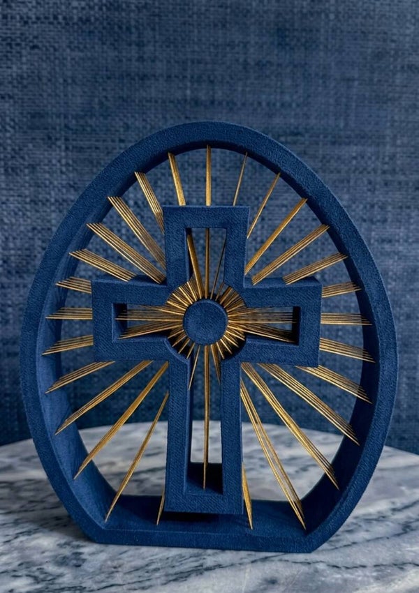 3D Tabletop Cross | Sculpture of Light and Devotion