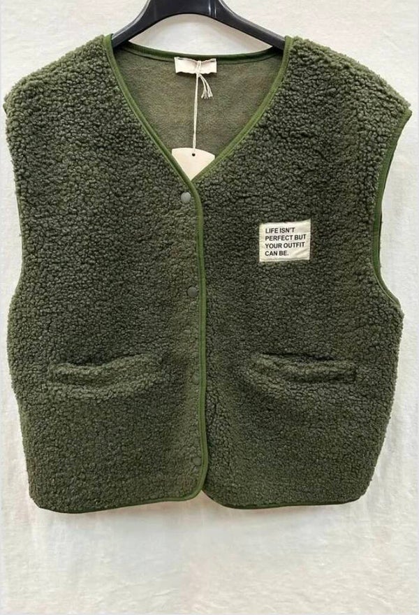 Gilet moumoute à écusson