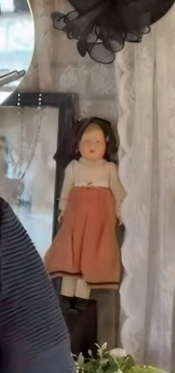 Antieke Franse pop petit collin