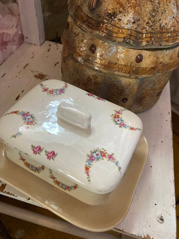 Botervloot met bloemetjes