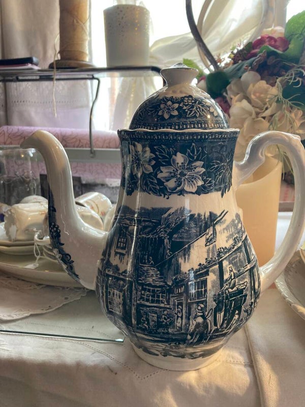 Oud Engelse koffiekan