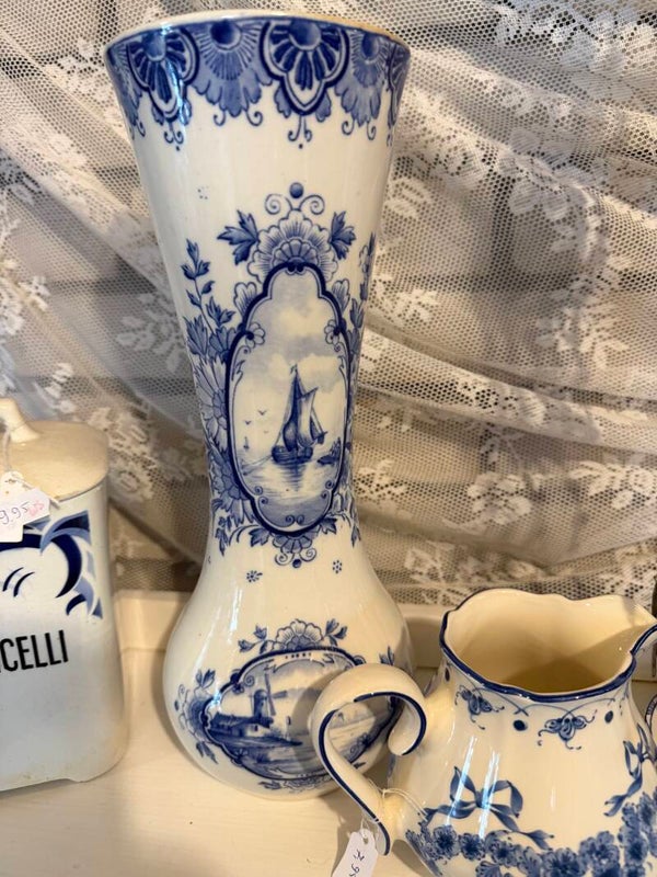 Delft blauwe diabolo vaas