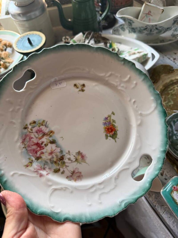 Bord / Schaal met bloemen en groene rand