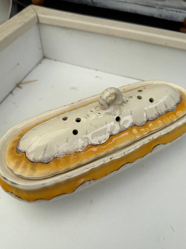 Kammen bakje met geel