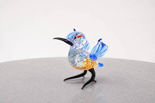 Ijsvogel mondgeblazen Boheems gekleurd glas