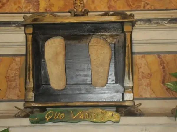 La strada più antica - Escursione sulla Via Appia con visita alle catacombe. (Tour Privato)