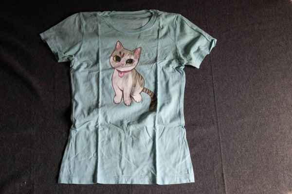 t-shirt kat Menchie