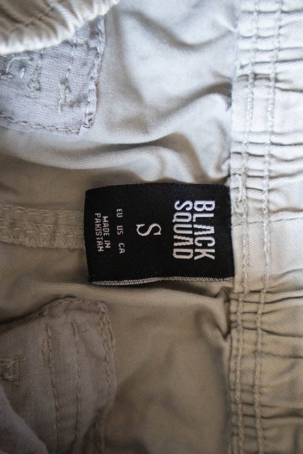 Lange broek met zakken op knieen