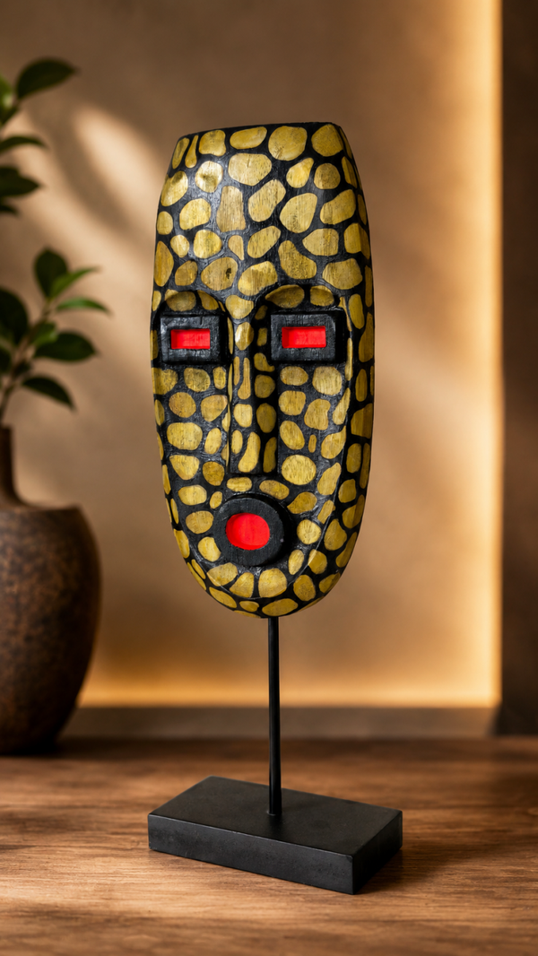 Moderne Tribal-Look Holzmaske