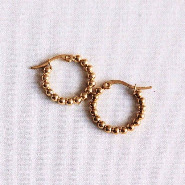 Bazou Gouden balletjes oorringen 20mm
