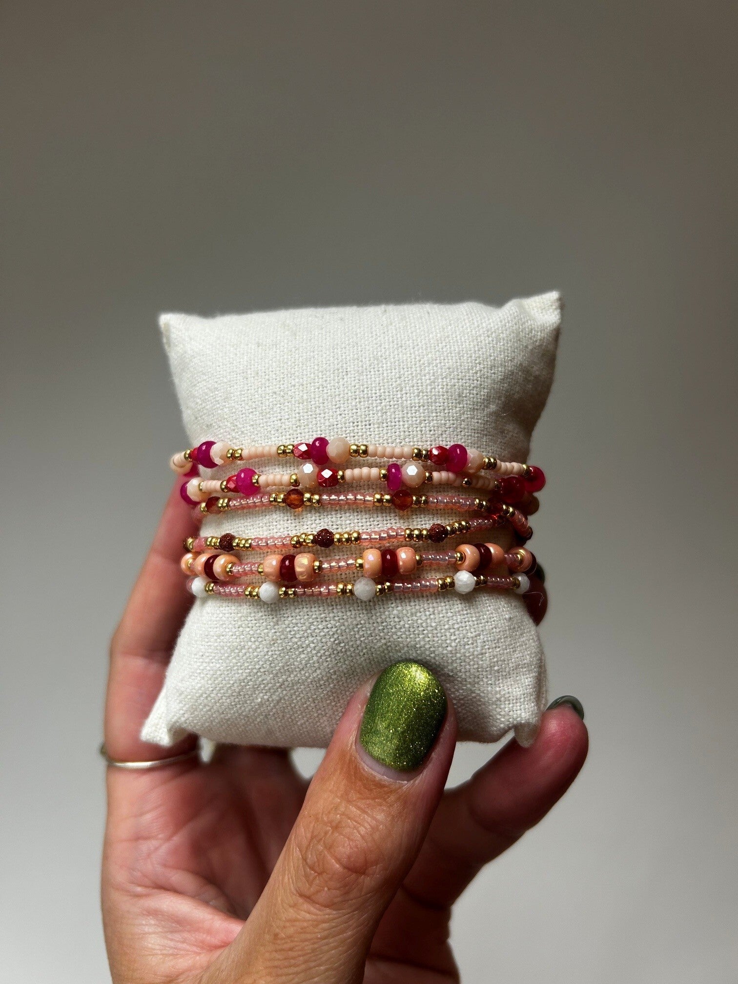 Armbandjes handgemaakt - roze01