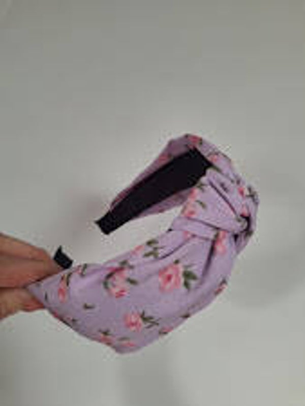 Knoophaarband lila bloemen