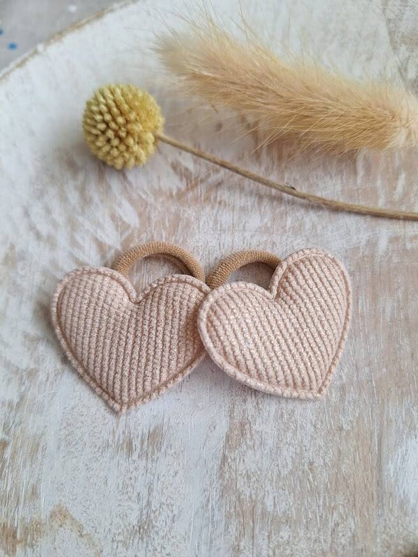 Elastiekje hartje - beige (1st.)