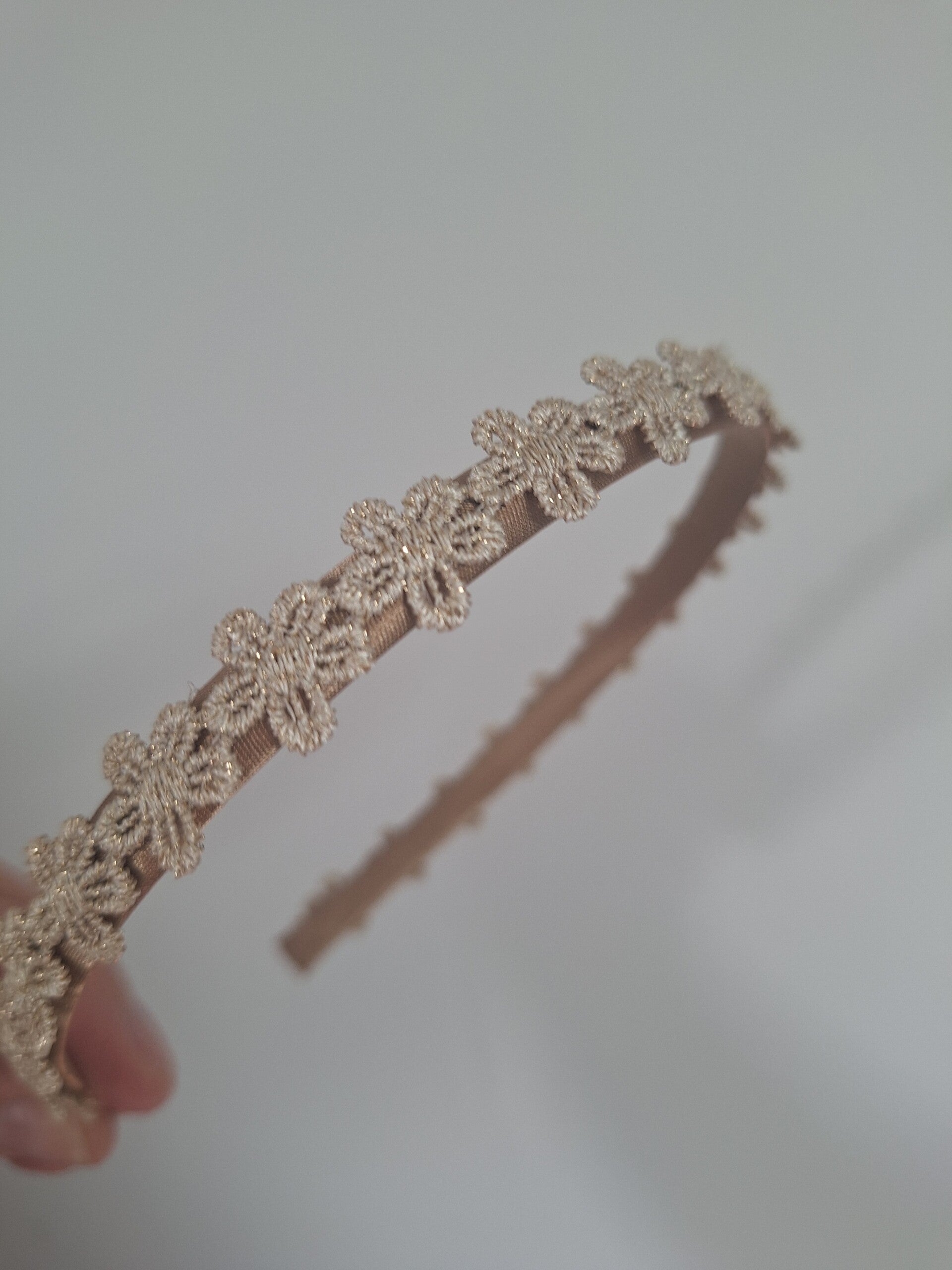 Diadeem gouden bloemetjes