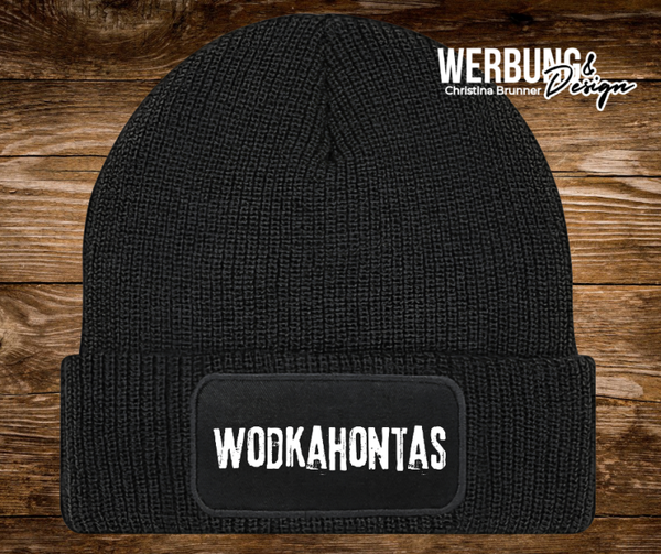 Beanie-Strickmütze - Wodkahontas